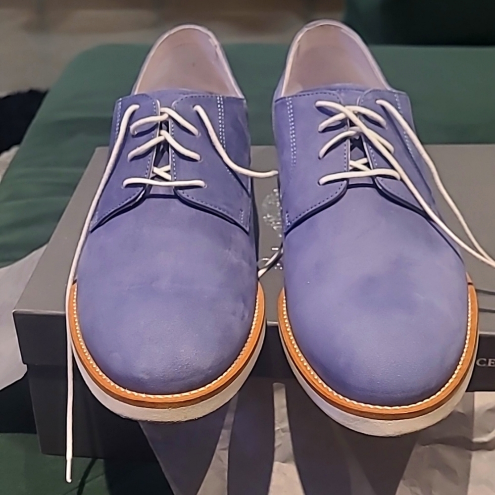 Vince Camuto Porto Blue Oxford